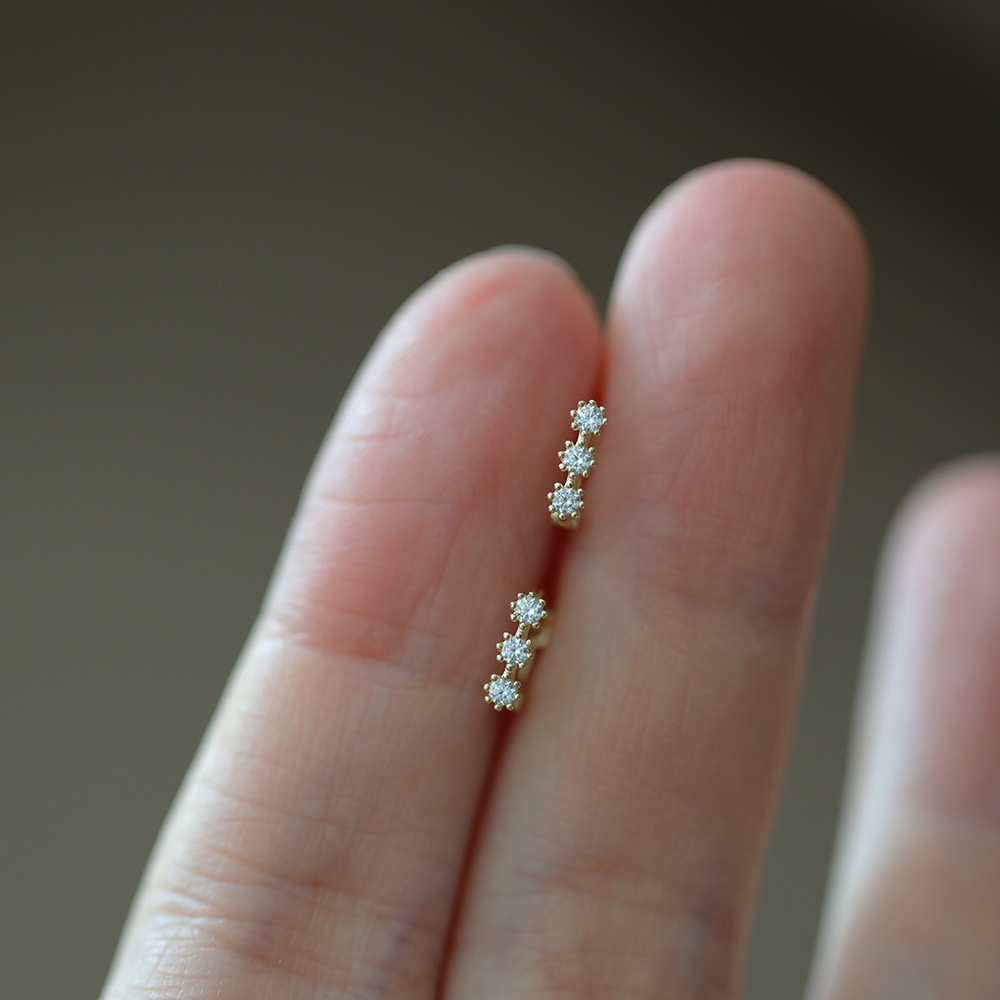 9K three small zircon row diamond ear hoops