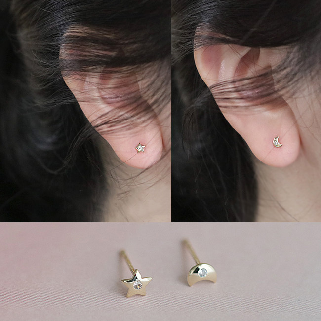 9K gold asymmetrical star and moon stud earrings