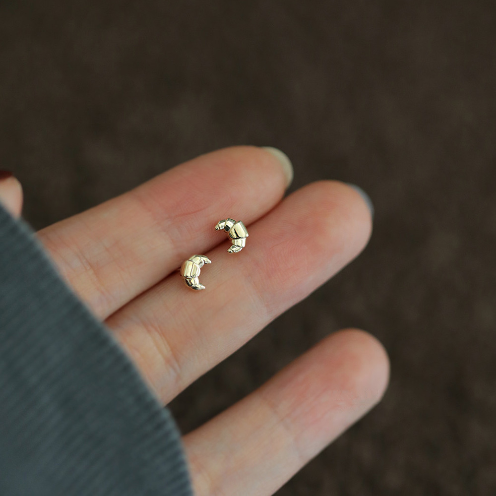 9K gold small buffalo horn bag, plain gold earrings