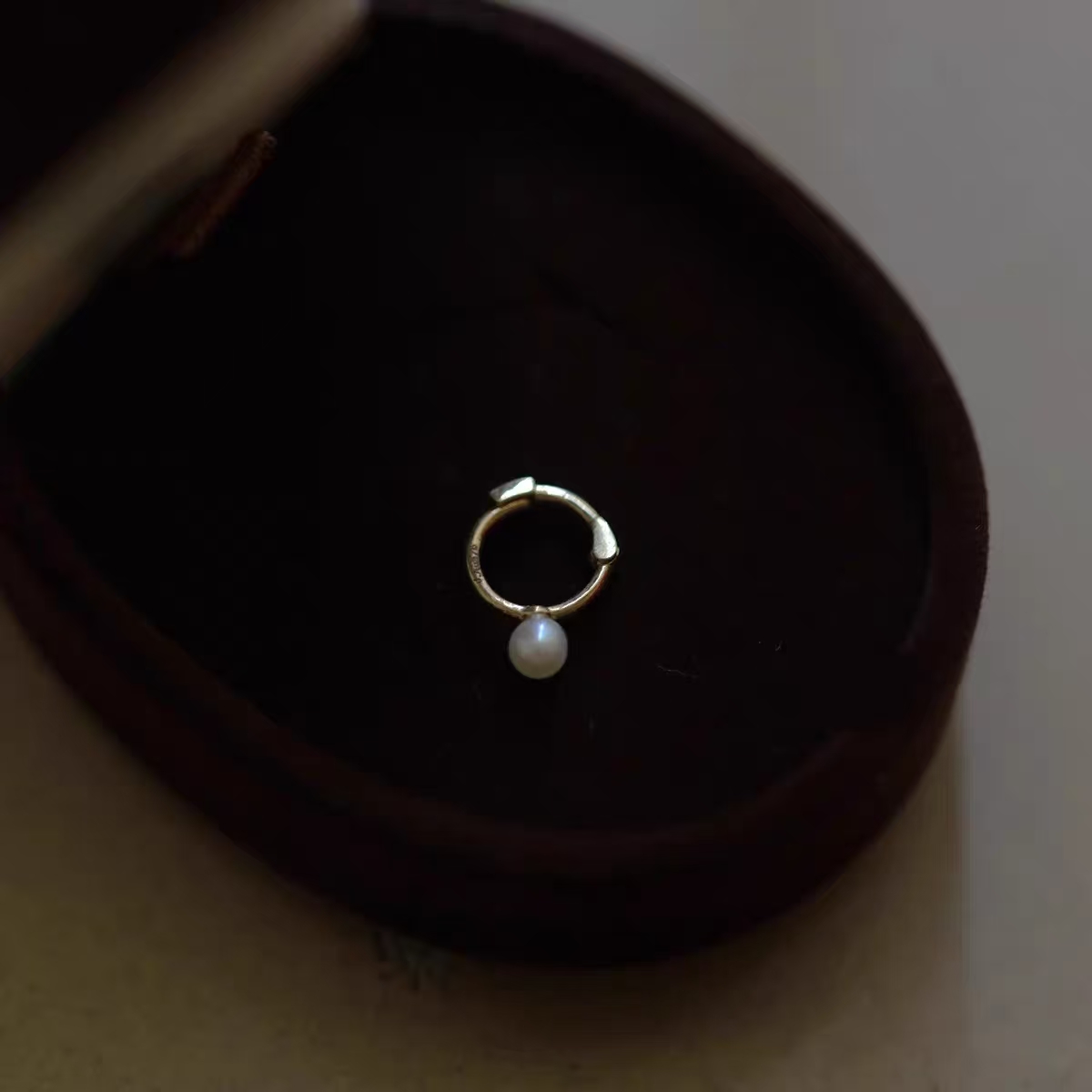9K Gold pearl ear hoops