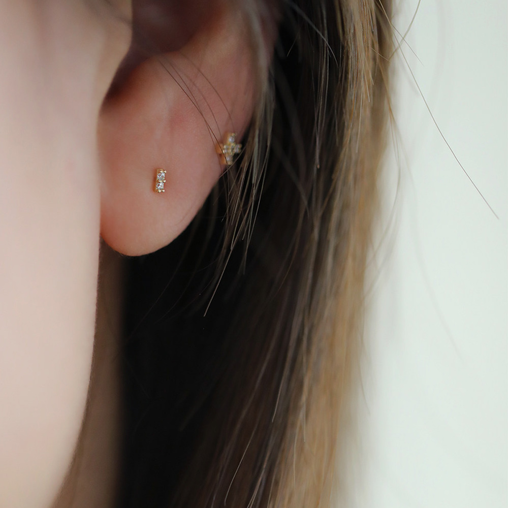 14K gold two-diamond stud earrings