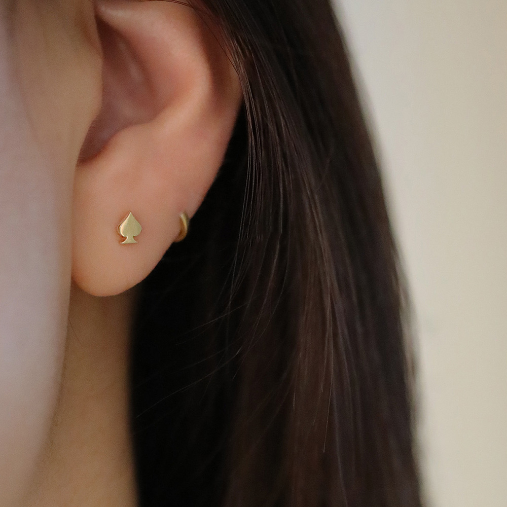 K Gold Mini Club Card Design Elegant and Simple Daily K Gold Earrings - Stylish Commuting and Versatile Ear Accessories