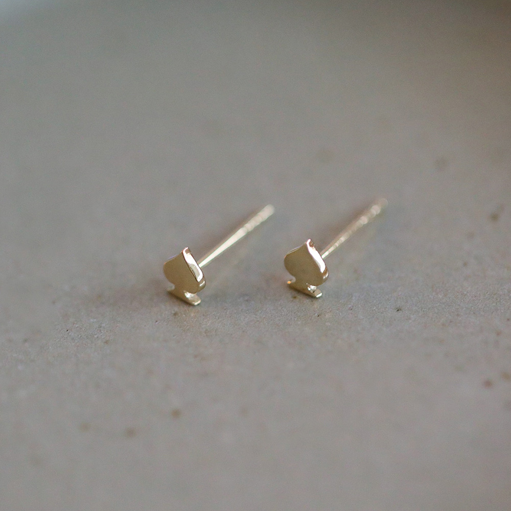 K Gold Mini Club Card Design Elegant and Simple Daily K Gold Earrings - Stylish Commuting and Versatile Ear Accessories