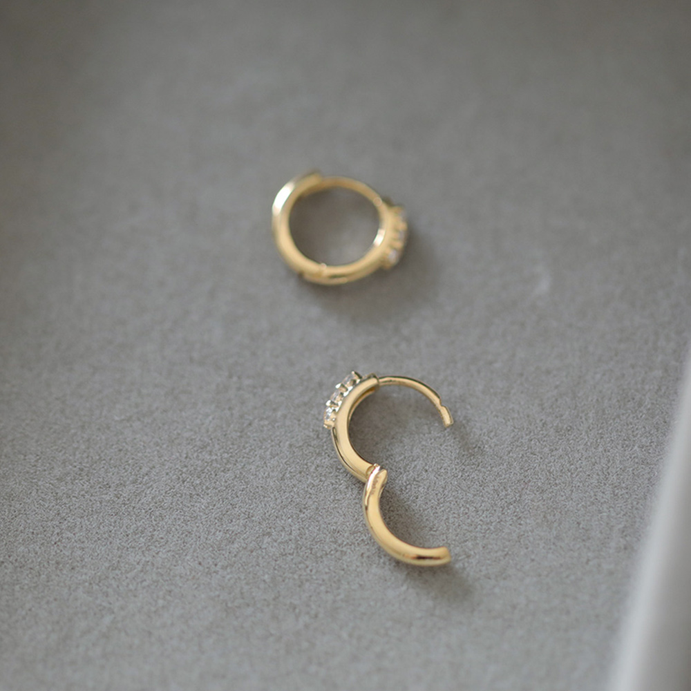 9K gold, classic three small zirconia beads, ear studs
